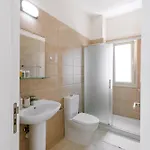 Modern 1 Bedroom