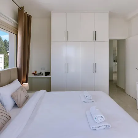 Modern 1 Bedroom 아파트 *