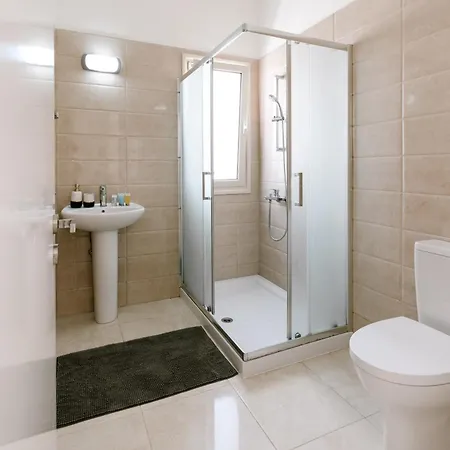 아파트 Modern 1 Bedroom *