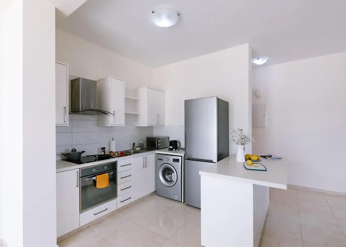 Modern 1 Bedroom Διαμέρισμα Πάφος