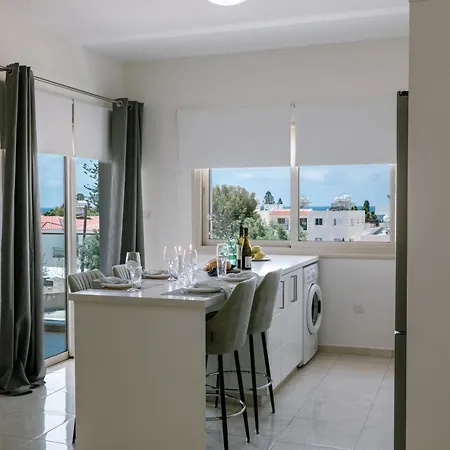 Apartment Modern 1 Bedroom Paphos