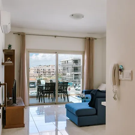 Modern 1 Bedroom * Paphos