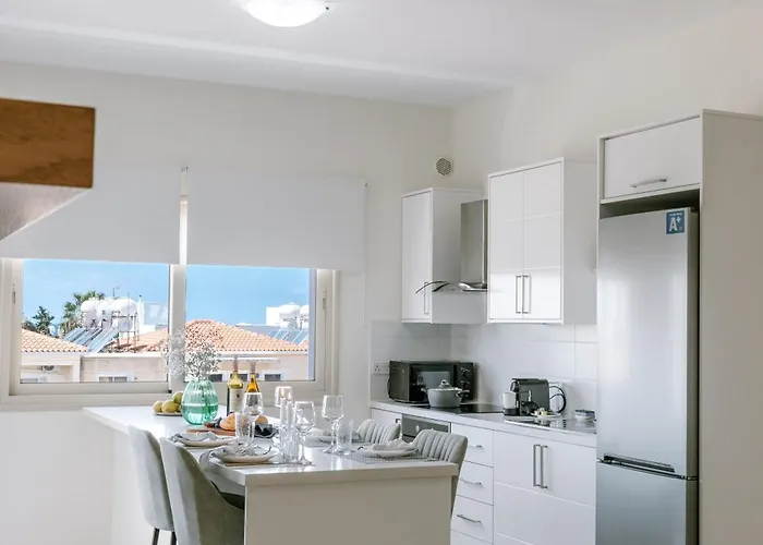 Modern 1 Bedroom Paphos